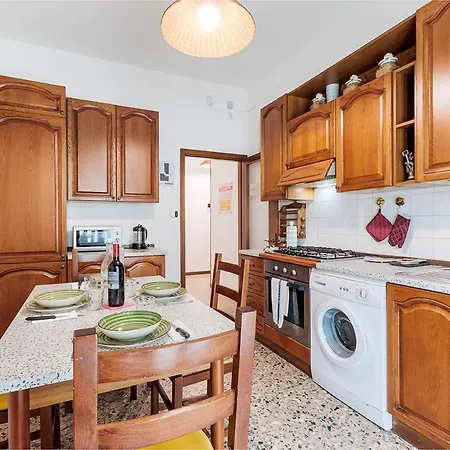Arena Living Bgy Apartment *